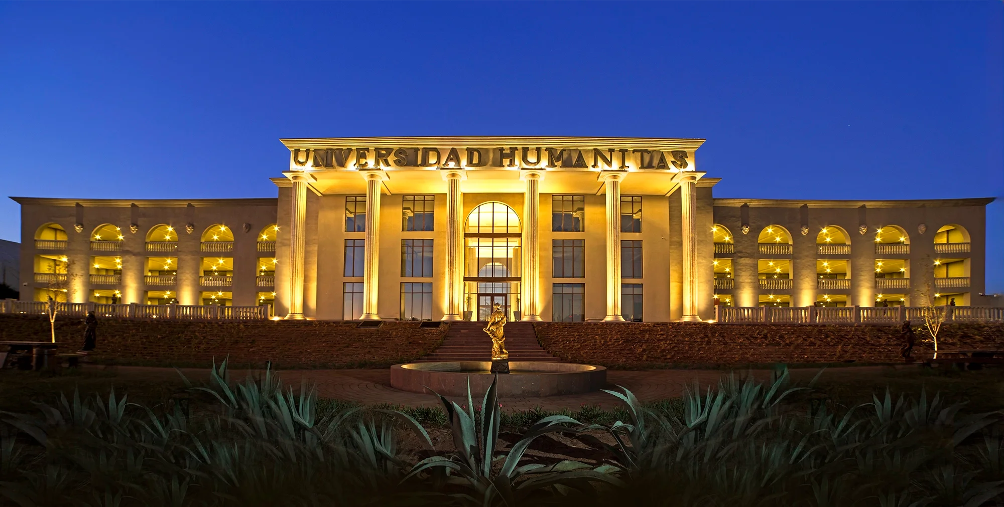 Universidad Humanitas Campus Presa Madín 1